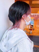 【morio原宿】メンズウルフ　インナーカラーピンク　襟足長め