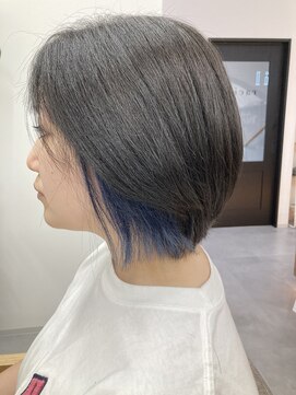 ラシル バイ レストプラス(racil by rest plus) まだまだ人気のインナーカラー！ネイビーブルー！