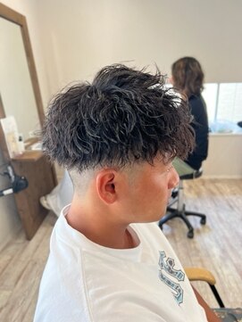 シキ(C key) ツイストスパイラルパーマ