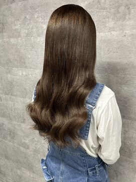 ルイス(L'wis) くびレイヤーエモージュグレーベージュエクステレイヤーカット