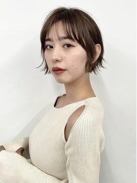 ヴェイン 渋谷(vain) くびれボブ　外ハネ　センターパート　ダークブラウン　ツヤ髪