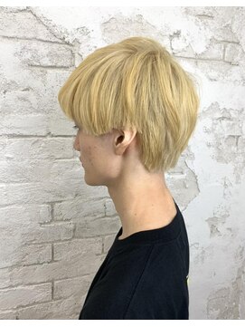 プライズ アイリス 池袋東口店(prize Iris) ハイトーングレージュ