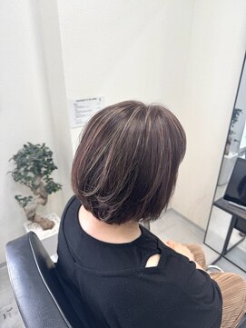サロンワン(Salon1) ボブにハイライト