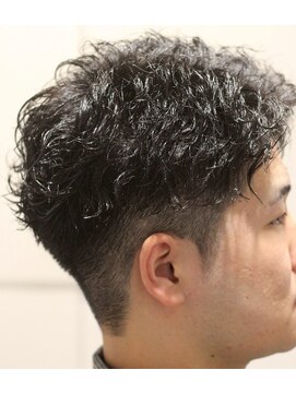 キングスマントーキョー 府中店(KINGSMAN TOKYO) スパイラル