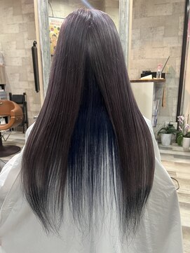 ハコ(H.A.Co) ブリーチデザインカラーです。