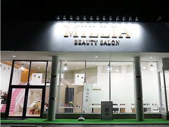 ミリア(MILLIA)の写真/仕事帰りも間に合う!ラグジュアリー空間で、疲れた心と髪をリセットし明日へ向かう大人のMILLIA。