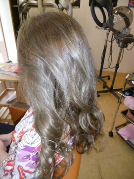 デザインヘアー ピアジェ 橿原店(DESIGN HAIR PIAGET) 1日5名様☆KIRARAカラー+KIRARAカラーケアTR髪質改善☆お奨め!