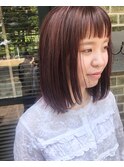 ボブ特集:ピンクベージュカラー×オン眉ぱっつんナチュラルヘア