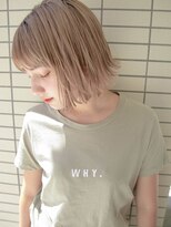 ルティア(Lutia) ハイトーンベージュ 外ハネボブ