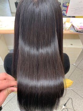 雨とランプ 髪質改善『ヘアエステ』【雨とランプ 縮毛矯正 琴似　髪質改善】