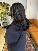 メリー オオサカ(Merly Osaka)&nbsp;ベース暗めでハイライト目立つオシャレ感_dark ash brown_