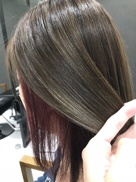 ディティール(Detail) イヤリングカラー×髪質改善