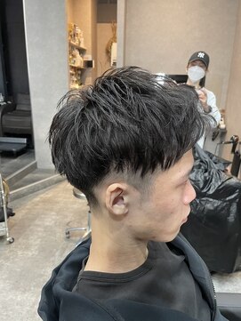 ルーツ(Roots) 【バッサリイメチェン】束感ショート◆