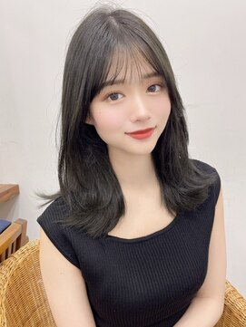 ポーチバイハニー オモテサンドウ(PORCH by HONEY omotesando) 外はねレイヤー　ダークグレージュ　鎖骨下　くびれ　韓国風