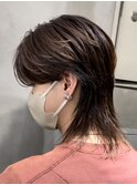 センターパートウルフ