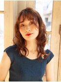 20代30代大人かわいいベージュナチュラルセミロングヘアー美肌