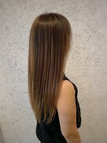 DAMANI 表参道 髪質改善/ヘッドスパ/ハイライト/白髪染め/白髪ぼかし/縮毛矯正&nbsp;似合わせカット/ミディアムレイヤーカット[表参道駅]