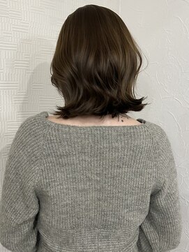 ヴィアーレアンクスタイル(VIALE Ank style) ゆるっとbob巻き