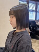 ヒビヲ(HIBIO) 切りっぱなしボブタッセルボブダブルカラーオリーブベージュ