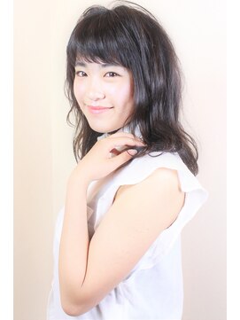 マテリアル(Material) {阪急六甲 Material} ナチュラル無造作ミディ