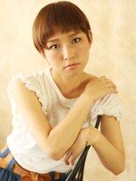 エマージュ 新宿(Emerge)&nbsp;マッシュバングのヘルシーショート★オレンジベージュカラー