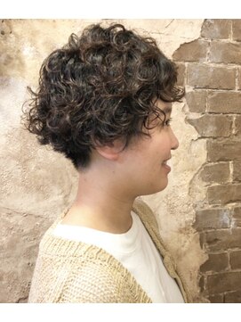 マギーヘア(magiy hair) くるくるパーマ［magiyhair西部笑］