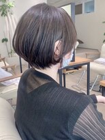 アイ(I.)&nbsp;【 Ｉ. 】30代からの襟足すっきり前下がりショートボブ　川口