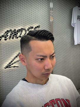 スタッグス 上野御徒町(STUG'S) 【アイロンパーマ】