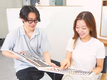 ファーストステップ 表参道(FIRST STEP)の写真/[表参道駅徒歩3分]経験豊富なstylistによる髪質改善トリートメントのオーダーメイド施術でぷるぷる美艶◎