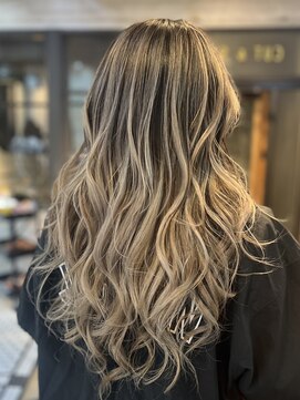 メリー(merry craftsman's factory) バレイヤージュカラー