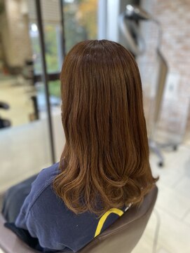 マニッシュ 三鷹駅前店 柔らかくベージュカラー