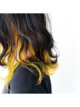 ロナ 岡崎竜美丘店(RONA) イエローインナーカラー