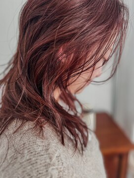 ペイジヘアー(paige hair) ピンクバイオレット前髪なしレイヤー