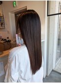 ナチュラルブラウン×艶ロングストレート