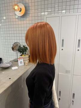 モニカ 原宿店(MONIQA) オレンジ