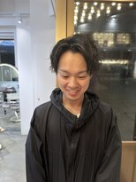 チュール(ture)&nbsp;センターパート【メンズ/メンズパーマ/ニュアンスパーマ/眉毛】