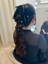 エメティ(Aimerty)&nbsp;高めのポニーテールアレンジ♪