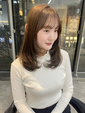 スティル カラン(STILL calin) 韓国ヘアロングレイヤーカットミルクティーベージュ前髪カット