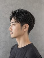 ヴィータ ヘア デザイン(Vita Hair Design) メンズカットビジネススタイルセンターパート清潔感ワックス