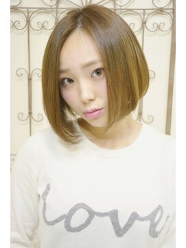 メイズ(MAZE) 前下がりグレージュショートボブ【メイズ東中野・鍛原志行】