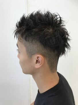 クアトログランシュ ひたちなか店(QUATRO×GranCieux) ツーブロベリーショートスタイル