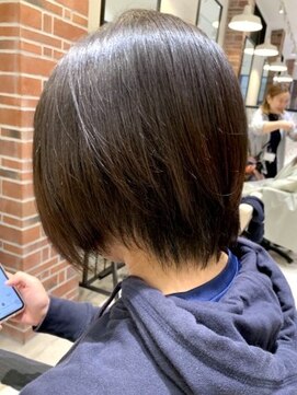 クアトログランシュ 水戸店(QUATRO×GranCieux) 大人のシンプルボブ