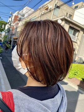 ゴーズゴードットビー 吉祥寺(go s go .b) 癖毛ナチュラルショートボブ ピンクオレンジ