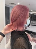ペールピンク.ベイビーピンク.切りっぱなしボブ.タッセルカット