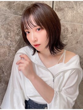 ボンドストーリー(Bond Story) フェイスレイヤー×外はねボブ