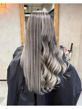 サニー 渋谷(SUNNY) バレイヤージュ、ハイライト、レイヤーカット、グレージュ