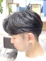 ハレ ヘアサロン(Hale hair salon)&nbsp;【Hale】ブルーブラック/スパイキーショート/フェザーパーマ原宿