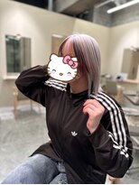 ジーナ 名駅(XENA.)&nbsp;《YURI90》ホワイトブロンド/ブロックカラー/デザインカラー