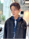韓国風センターパート フェードメンズショート