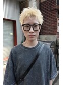 メンズアクティブショート×ブロンドヘア